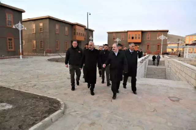 Vali Zorluoğlu, Tuşba Belediyesinin Mega Projelerini İnceledi Vali Zorluoğlu, Tuşba Belediyesinin Mega Projelerini İnceledi