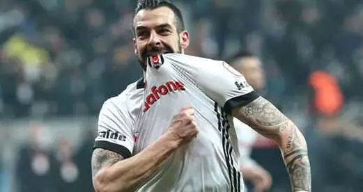 Beşiktaşlı Alvaro Negredo'dan Recreativo Huelva'ya Para Desteği