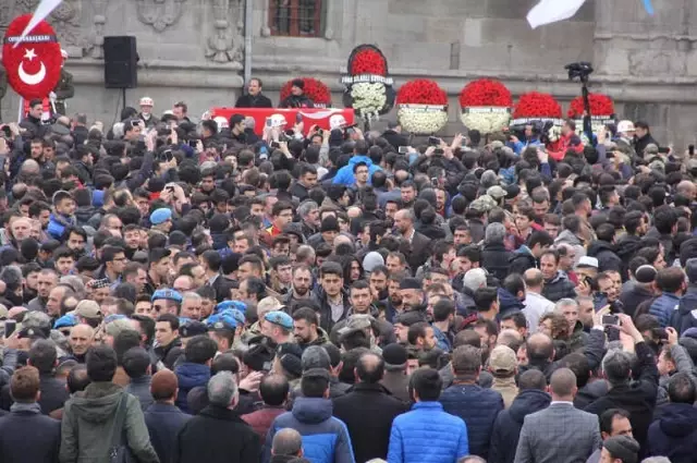 Cumhurbaşkanı Erdoğan, Şehit Teğmenin Cenaze Törenine Katıldı