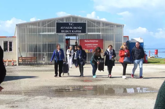 Yunan Basınının Savaş Çığırtkanlığı Midilli-Ayvalık Köprüsünü Zayıflattı