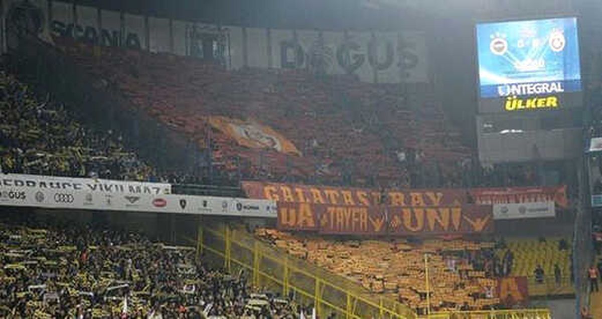 Fenerbahçe'den Galatasaray'a Hoparlör Sürprizi