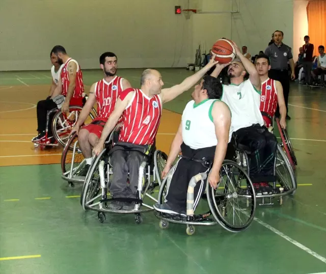 Tekerlekli Sandalye Basketbol Ligi haberi fotografı