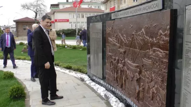 18 Mart Çanakkale Şehitleri Akçakoca'da Anıldı 18 Mart Çanakkale Şehitleri Akçakoca'da Anıldı