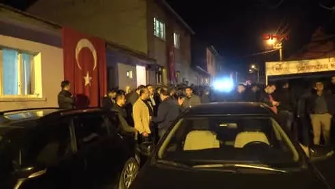 Eskişehir Şehit Binbaşının Eskişehir'deki Baba Ocağı Yasta Eskişehir Şehit Binbaşının Eskişehir'deki Baba Ocağı Yasta