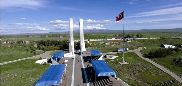 Malazgirt'te 'Tarihi Milli Park' Sevinci Malazgirt'te 'Tarihi Milli Park' Sevinci