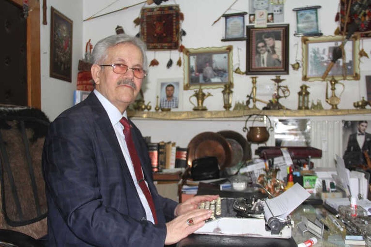 Sivas'lı Arzuhalci Teknolojiye Direniyor