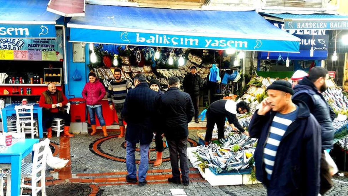 Kesilmekten Kurtuldu, Çarşının Maskotu Oldu
