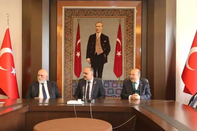 Isparta İl Özel İdaresi ile Bem Bir Sen Arasında Sosyal Denge Tazminatı Sözleşmesi İmzalandı Isparta İl Özel İdaresi ile Bem Bir Sen Arasında Sosyal Denge Tazminatı Sözleşmesi İmzalandı