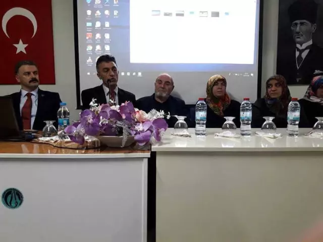 Niğde'de Söyleşiye Katılan Şehit Annesi Şerife Altınalana Açıklaması