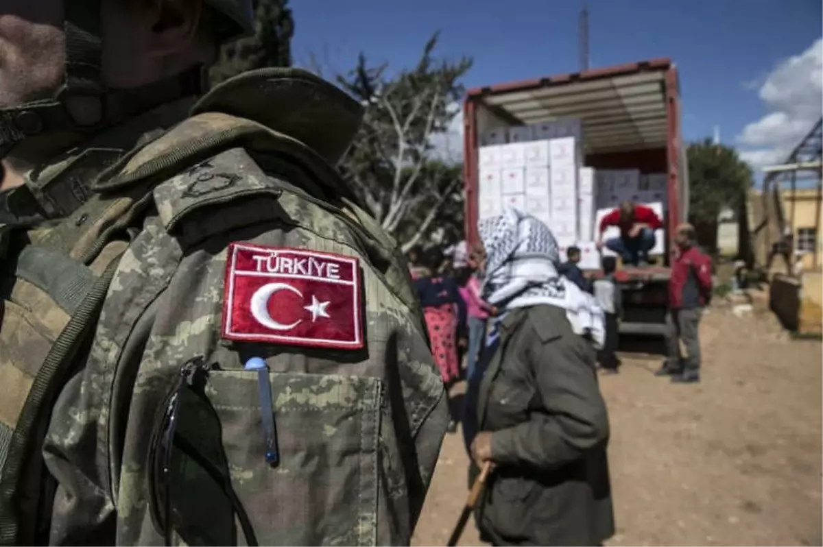 Türk Kızılayı Afrin'de