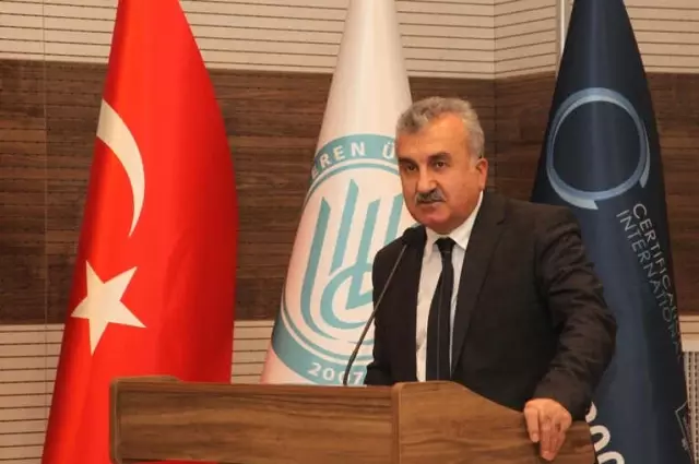 Zat-ı Mahfuz'un Yönetmeni Öğrencilerle Buluştu