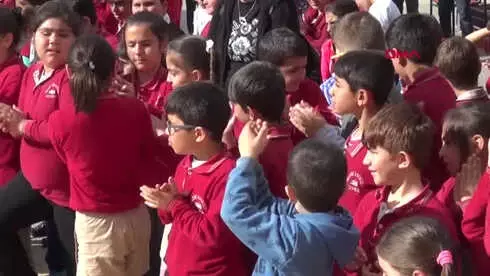 Antalya Öğrencilerden Mehmetçiğe Destek Antalya Öğrencilerden Mehmetçiğe Destek