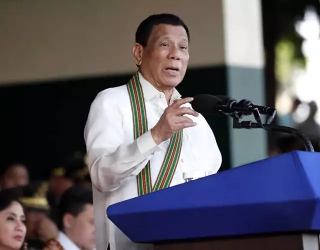 Duterte'den Kanada'ya Sert Eleştiriler