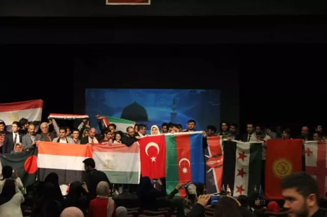 Misafir Öğrenciler Efendimizi (Sav) Andı