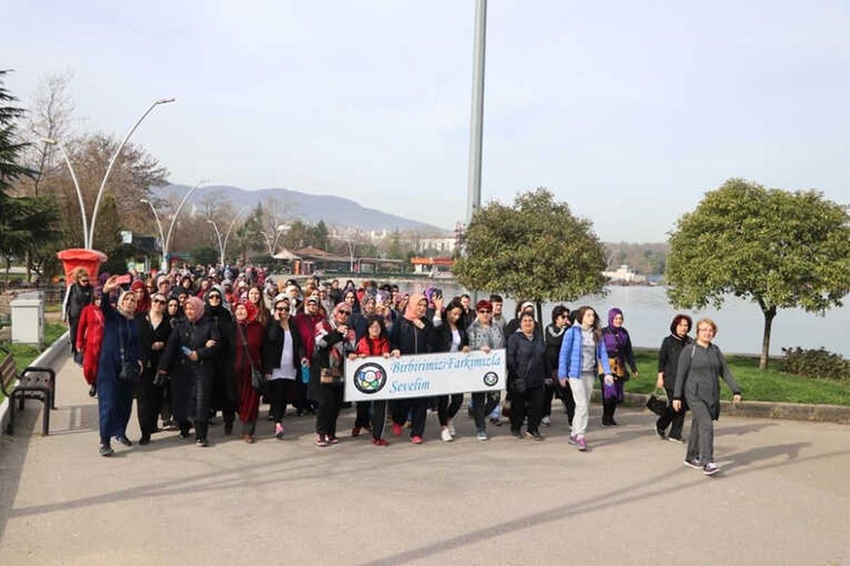 Kocaeli Anneleri, Down Sendromlular İçin Yürüdü