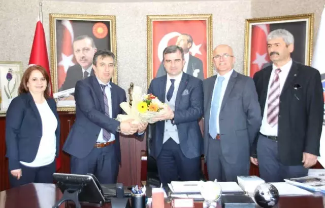Ormancılardan Başkan Yemenici'ye Ziyaret Ormancılardan Başkan Yemenici'ye Ziyaret