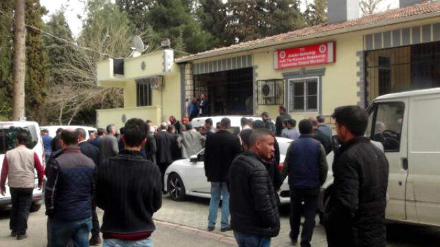 Taksi Durağındaki Tartışmada Baba ile Oğlu Öldürüldü