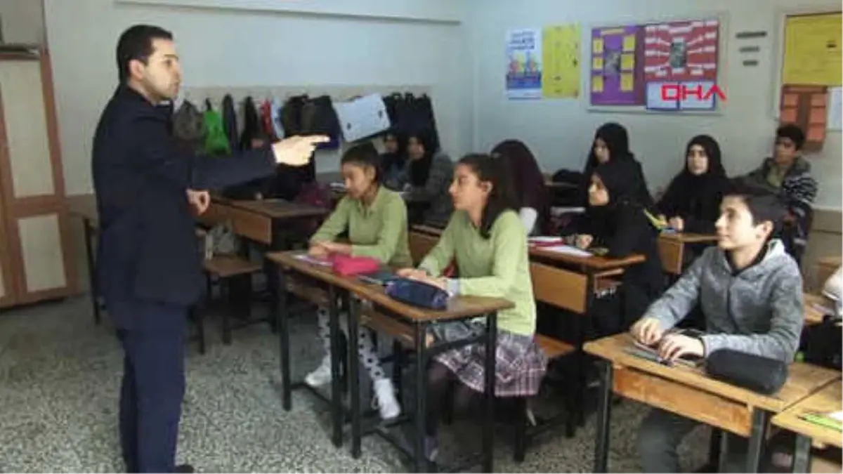 İzmir - Ortaokul Öğrencilerinden 'Kanserle Konuşalım' Projesi