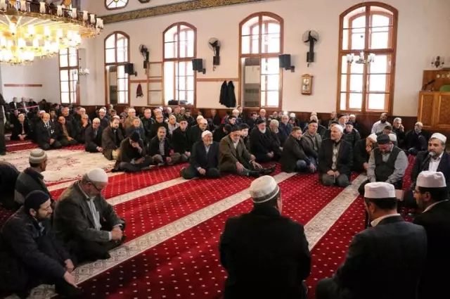 Gönenli Mehmet Efendi Sakarya'da Dualarla Anıldı