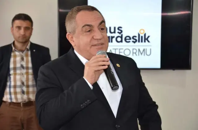 Kardeşlik Platformu Şehitler İçin Kurban Kesti Kardeşlik Platformu Şehitler İçin Kurban Kesti