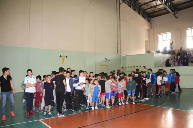 Oltu'da Muhsin Gürsoy Anısına Güreş Turnuvası Düzenlendi