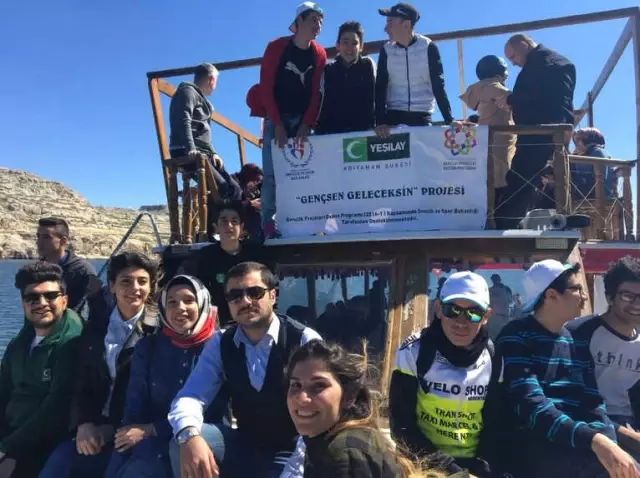 Adıyaman'da Ki Öğrenciler Şanlıurfa'yı Gezdi