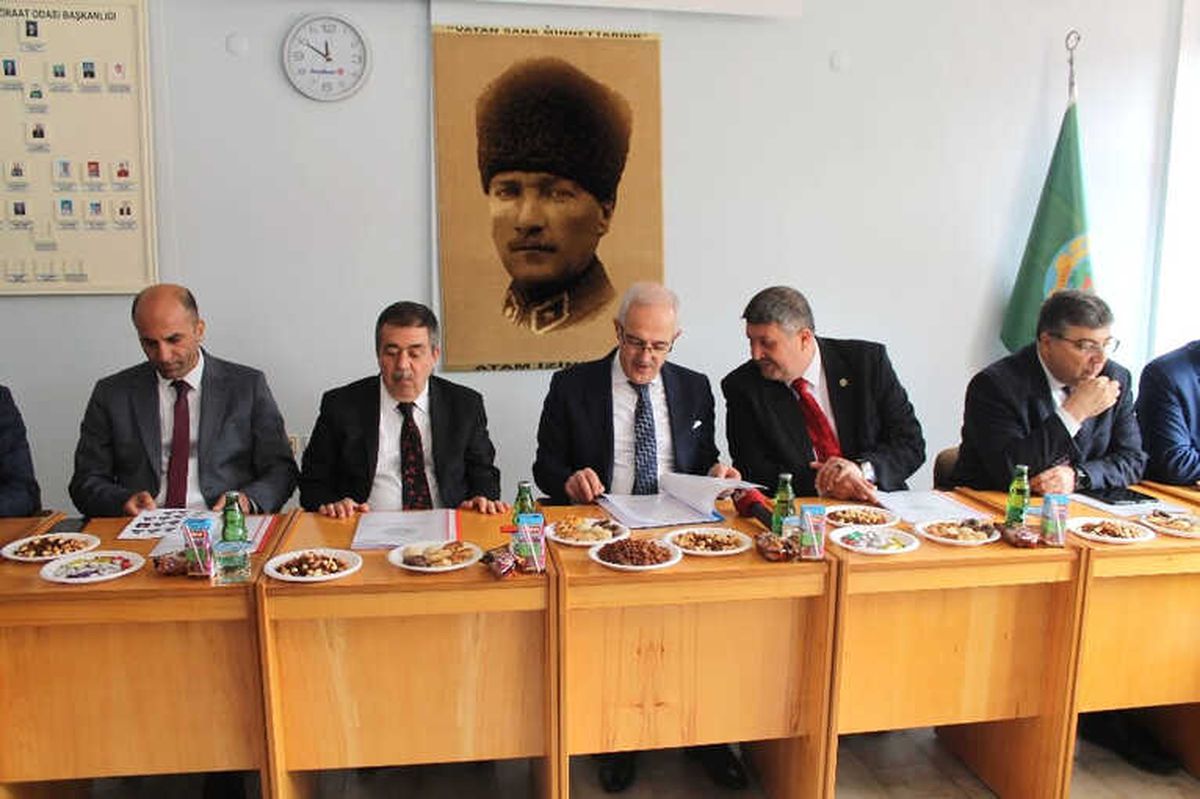 AK Parti'li Bilen'den Üzümcüye Mazot Desteği İçin Girişim