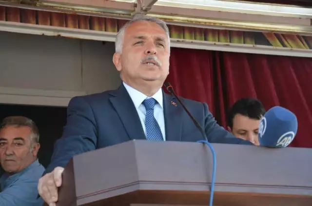 Bulanık'ta 15 Temmuz Şehitleri Anısına Fidan Dikildi Bulanık'ta 15 Temmuz Şehitleri Anısına Fidan Dikildi