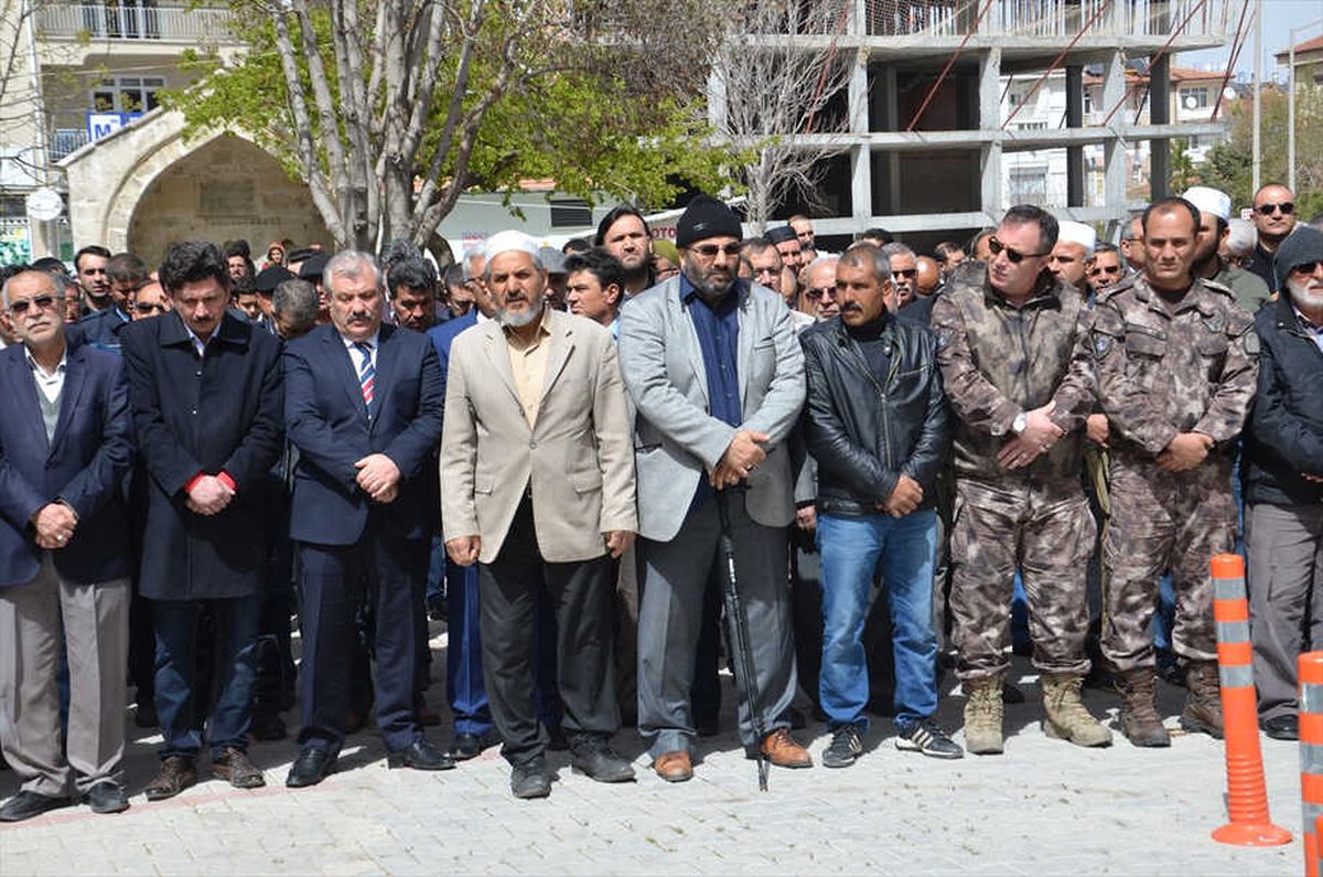 Şehit Polisin Babası Vefat Etti