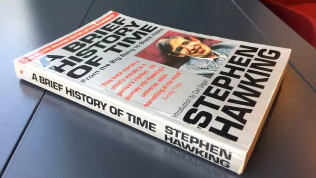 Stephen Hawking'in Ölmeden Önceki Son Röportajı Yayınlandı Stephen Hawking'in Ölmeden Önceki Son Röportajı Yayınlandı