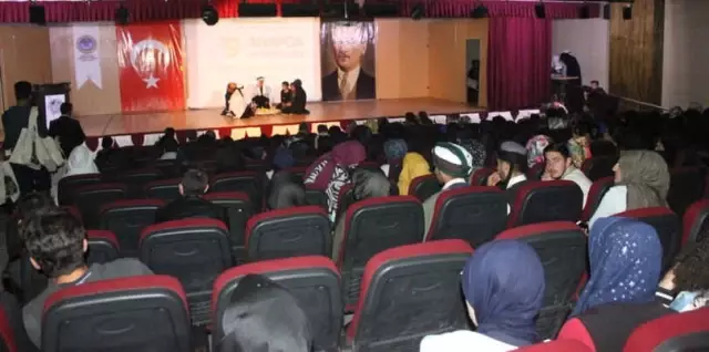 Van'da 'Arapça Metin Canlandırma Yarışması' Finali Van'da 'Arapça Metin Canlandırma Yarışması' Finali