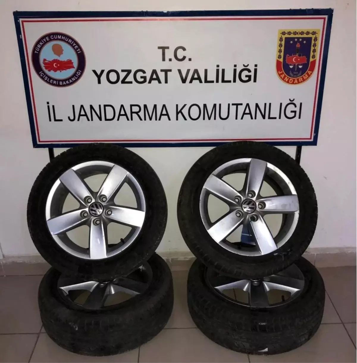 Yozgat�ta Lastik ve Jant Hırsızları Tutuklandı Haber