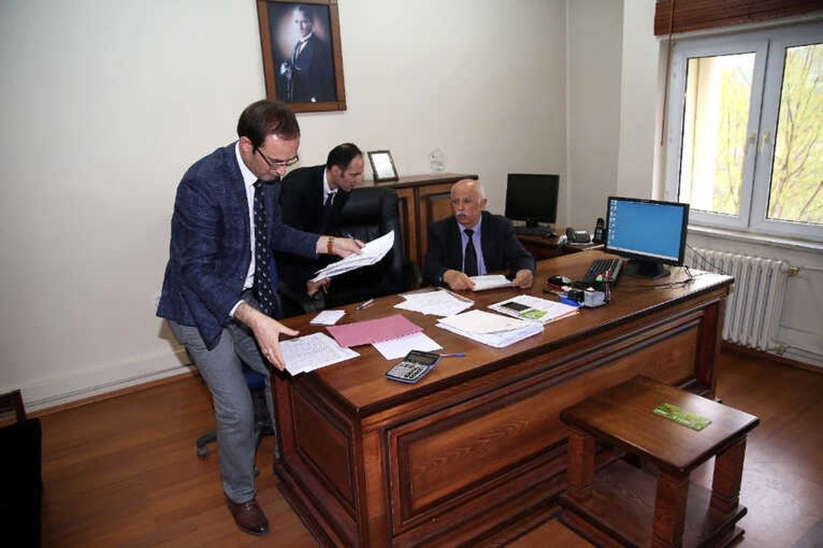 Çiftlik Bank'ın Tavuk ve Mavi Yumurtaları İhaleyle Satıldı