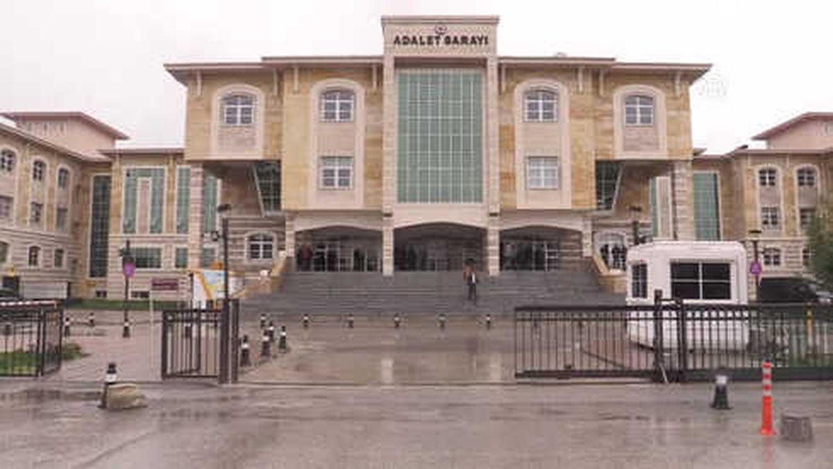 Otopark Eylemi Yapan Avukatların Yargılanmasına Başlandı - TBB Başkanı Feyzioğlu