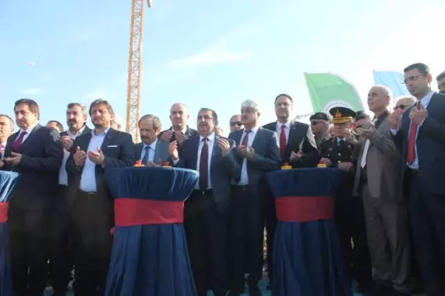 Çavuşoğlu: 'Afrin'e Adalet Götürüyoruz' Çavuşoğlu: 'Afrin'e Adalet Götürüyoruz'