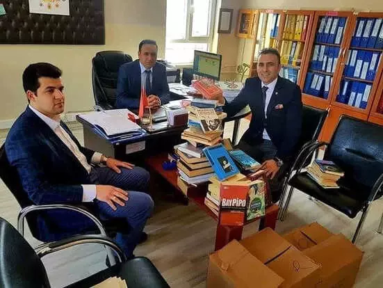 Kütüphane'ye Kitap Bağışı