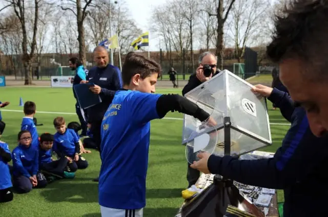 Oğuz Çetin ve Mustafa Doğan Fenerbahçe'nin Futbol Kampına Katıldı