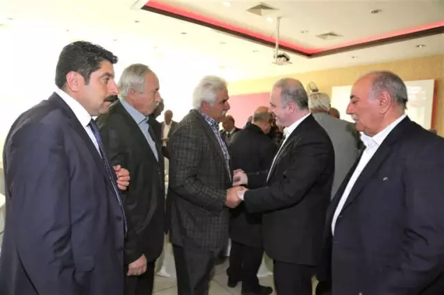 Tuşba'da 'Muhtarlarla İstişare' Toplantısı Tuşba'da 'Muhtarlarla İstişare' Toplantısı