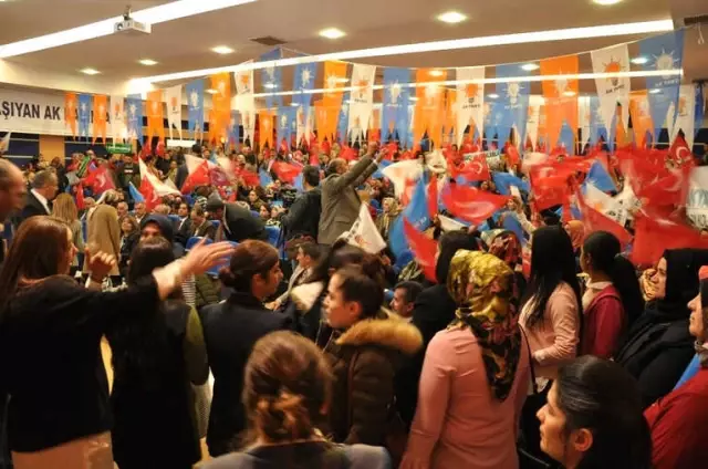 Bakan Arslan: Dünyada 10 Büyük Projenin 6'sı Türkiye'de