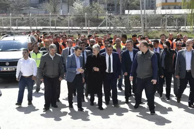 Başkan Tuna, Taksicilerin Teleplerini Dinledi Başkan Tuna, Taksicilerin Teleplerini Dinledi