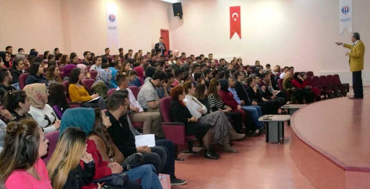 Gaün Oğuzeli Myo'da Lojistik ve Pazarlama Konferansı