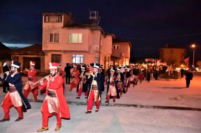 Iı. İnönü Zaferi'nin 97. Yıl Kutlamaları Fener Alayı ile Tamamlandı