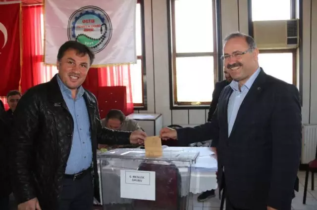 Oltu Ticaret ve Sanayi Odası Seçimleri Yapıldı