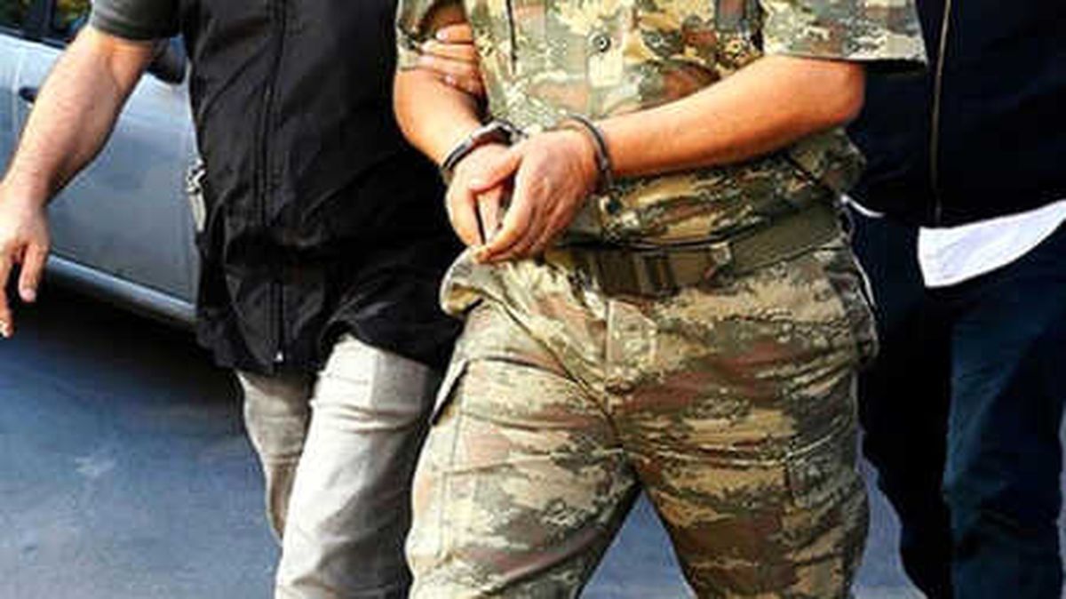 Şırnak'ta Askerlik Şube Başkanı Üsteğmen, FETÖ'den Gözaltına Alındı