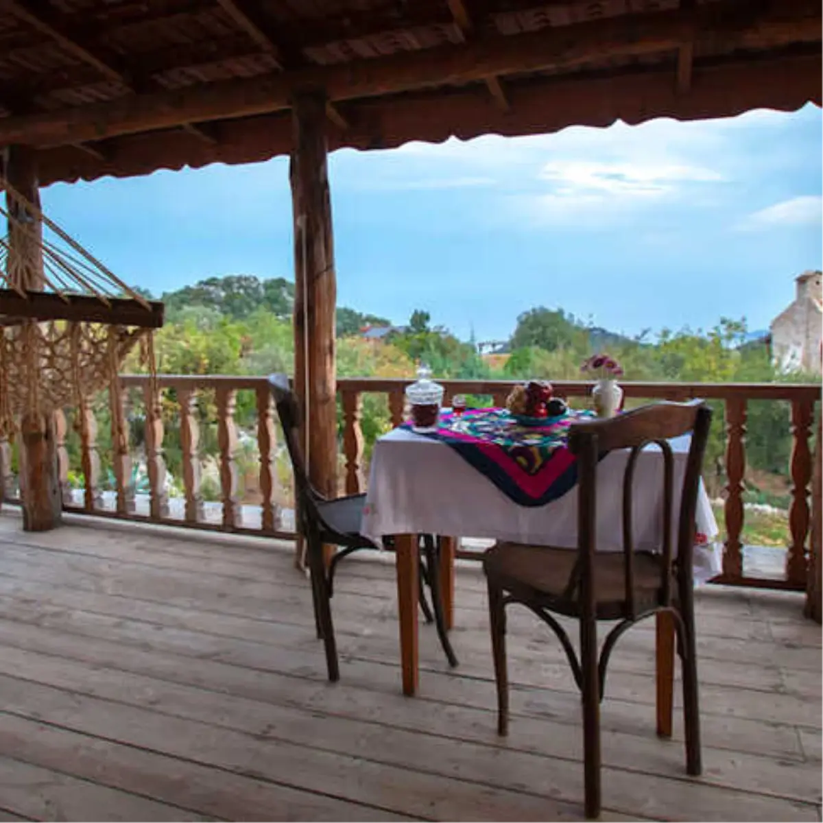 Balkonlarınız İçin Hemen Kopya Çekebileceğiniz 10 Şık Fikir!