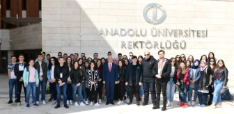 Batı Trakya'daki Türk Öğrencilerden Rektör Gündoğan'a Ziyaret
