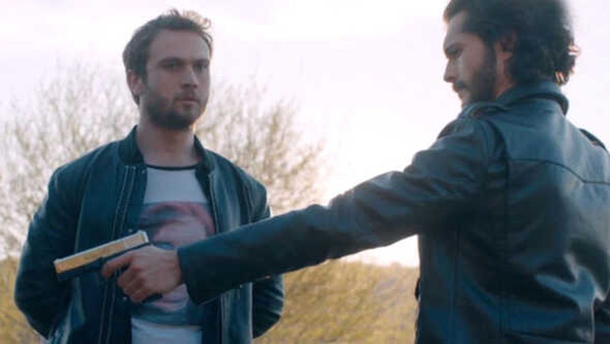Çukur'da Ana Karakterlerden Baykal ve Elvis Öldü
