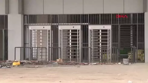 Diyarbakır Stadyumun Final Maçına Yetişmesi İçin 200 Personel Görev Yapıyor Diyarbakır Stadyumun Final Maçına Yetişmesi İçin 200 Personel Görev Yapıyor