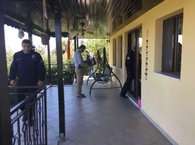 MHP Genel Sekreteri İsmet Büyükataman'ın Evi Soyuldu MHP Genel Sekreteri İsmet Büyükataman'ın Evi Soyuldu