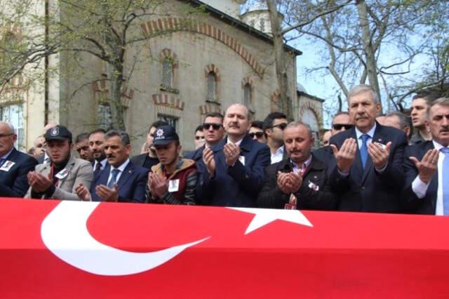 Şehit Polisi İki Bakan ve Binler Uğurladı